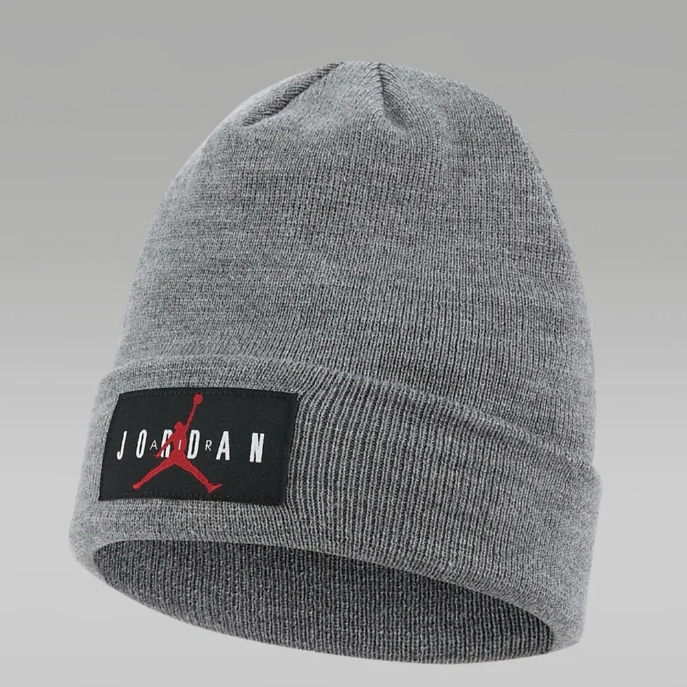 Jordan Big Kids’ Beanie STYLE: 9A0588-GEH carbon heather one size NWT